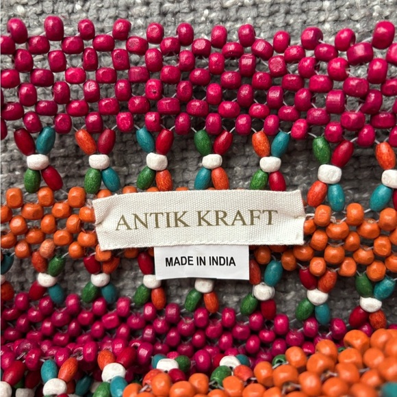 BNWT Colourful Wooden Bead Bag by Antik Kraft - Picture 8 of 11